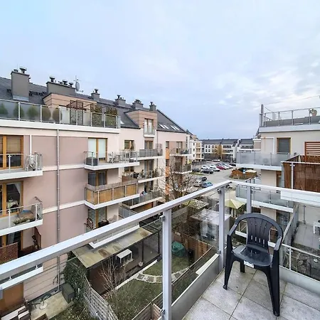 Koscianska Cosy By Bookinghost